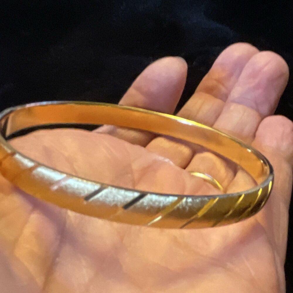 Monet Bangle Bracelet Gold Electroplated Etched Diagonal Stripe Design Sz 8